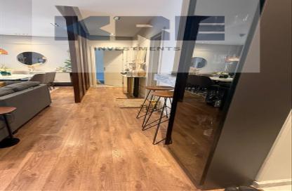 Apartment - 2 Bedrooms - 2 Bathrooms for sale in Palm Hills Village Gate - South Investors Area - New Cairo City - Cairo