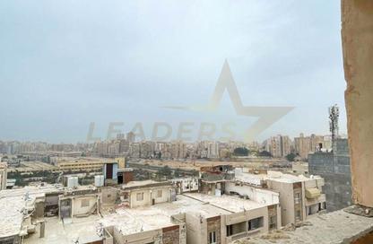 شقة - 3 غرف نوم - 2 حمامات للبيع في شارع مدرسة الريادة - سموحة - حي شرق - الاسكندرية