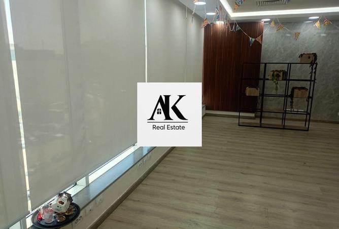 56494253 - Property Image 2