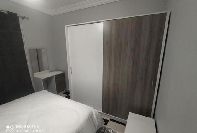 76518000 - Property Image 2