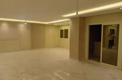 مساحات مكتبية - 3 غرف نوم - 2 حمامات للايجار في شارع عباس العقاد - المنطقة الأولى - مدينة نصر - القاهرة