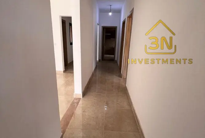 117011990 - Property Image 2