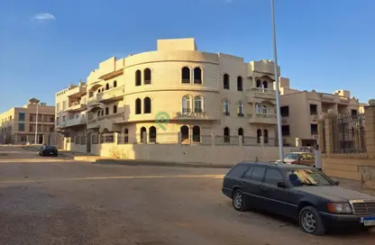 Apartment - 3 Bedrooms - 2 Bathrooms for sale in El Koronfel - The 5th Settlement - New Cairo City - Cairo