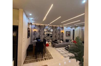 Apartment - 2 Bedrooms - 2 Bathrooms for rent in Lake View Residence - 5th Settlement Compounds - The 5th Settlement - New Cairo City - Cairo