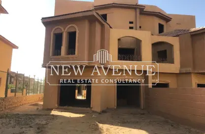 منزل مزدوج - 4 غرف نوم - 4 حمامات للبيع في مون فالي 2 - امتداد المستثمرين الشمالية - مدينة القاهرة الجديدة - القاهرة