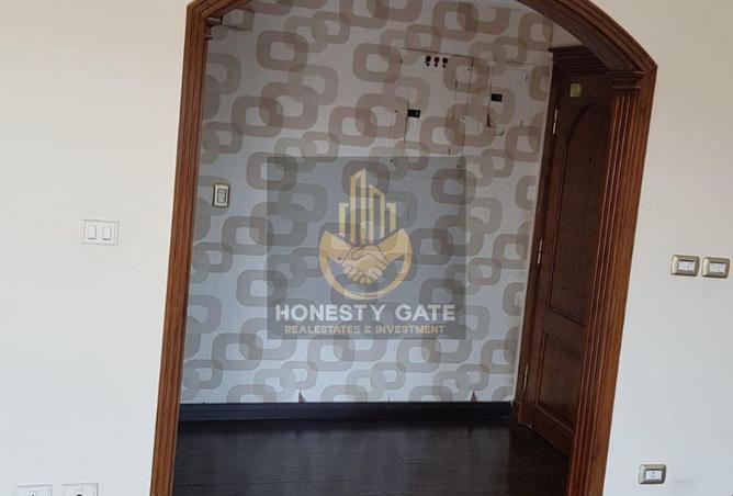 74304196 - Property Image 3