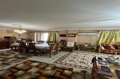 Apartment - 3 Bedrooms - 3 Bathrooms for sale in Al Hady St. - El Sahafeyeen - Giza