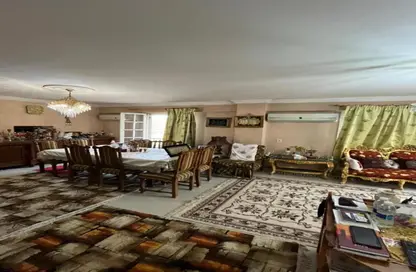 شقة - 3 غرف نوم - 3 حمامات للبيع في شارع الهادي - الصحفيين - الجيزة