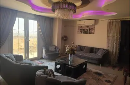 Apartment - 3 Bedrooms - 3 Bathrooms for sale in Zahraa El Maadi - Hay El Maadi - Cairo