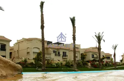 فيلا - 6 غرف نوم - 5 حمامات للبيع في الباتيو 1 - المستثمرين الشمالية - مدينة القاهرة الجديدة - القاهرة