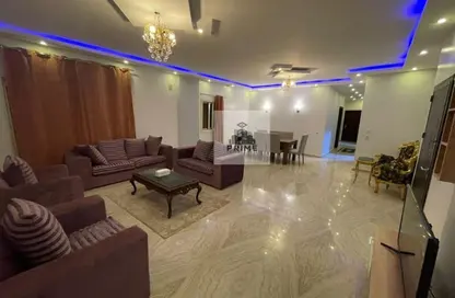 شقة - 3 غرف نوم - 3 حمامات للايجار في حى اسكان الجامعه الامريكية - كمبوندات التجمع الخامس - التجمع الخامس - مدينة القاهرة الجديدة - القاهرة