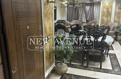 شقة - 3 غرف نوم - 2 حمامات للبيع في المنطقة د - حى جنوب الاكايمية - مدينة القاهرة الجديدة - القاهرة