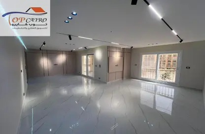 شقة - 3 غرف نوم - 3 حمامات للبيع في B2 - مدينتي - القاهرة