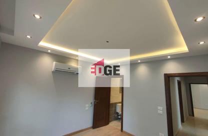 Apartment - 3 Bedrooms - 2 Bathrooms for sale in Mountain View iCity - 5th Settlement Compounds - The 5th Settlement - New Cairo City - Cairo