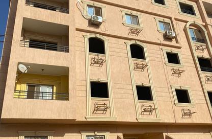 Apartment - 3 Bedrooms - 3 Bathrooms for sale in Mohamed Naguib Axis - Abou El Houl - New Cairo City - Cairo
