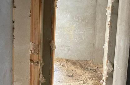Apartment - 3 Bedrooms - 3 Bathrooms for sale in Mohamed Naguib Axis - Abou El Houl - New Cairo City - Cairo