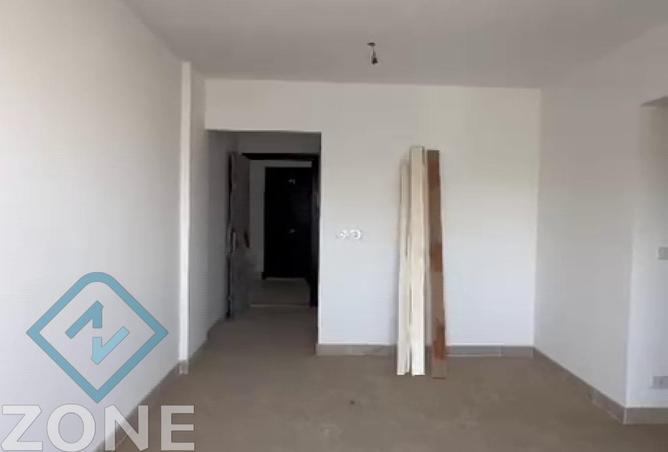 99112172 - Property Image 3