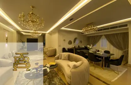 فيلا - 4 غرف نوم - 4 حمامات للبيع في مدينتي - القاهرة