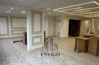 شقة - 3 غرف نوم - 2 حمامات للبيع في شارع محمد مندور - المنطقة الأولى - مدينة نصر - القاهرة