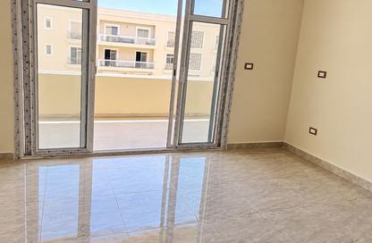 Apartment - 3 - 2 for rent in Hyde Park Central - The 6th Settlement - New Cairo City - Cairo