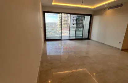 Apartment - 3 Bedrooms - 3 Bathrooms for sale in Park Side Residence - Zed Towers - Sheikh Zayed Compounds - Sheikh Zayed City - Giza