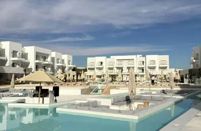 Chalet - 2 Bedrooms - 2 Bathrooms for sale in Azha North - Ras Al Hekma - North Coast