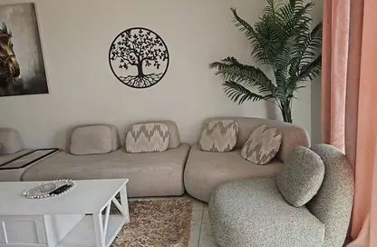 Apartment - 2 Bedrooms - 1 Bathroom for rent in El Rehab Extension - Al Rehab - New Cairo City - Cairo