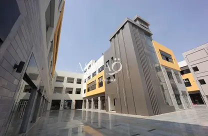 محل تجاري - استوديو - 1 حمام للبيع في مدينة الشروق - القاهرة