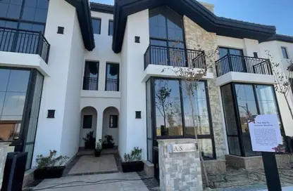 Villa - 3 Bedrooms - 3 Bathrooms for sale in Mountain View iCity - 5th Settlement Compounds - The 5th Settlement - New Cairo City - Cairo