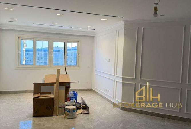 73228857 - Property Image 3