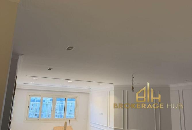 73228857 - Property Image 2