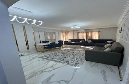 Apartment - 2 Bedrooms - 1 Bathroom for rent in El Rehab Extension - Al Rehab - New Cairo City - Cairo