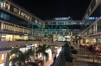 مساحات مكتبية - 6 غرف نوم - 2 حمامات للايجار في 40 جاليريا - محور 26 يوليو - الشيخ زايد - الجيزة