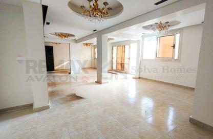 Apartment - 3 Bedrooms - 2 Bathrooms for sale in Iskandar Ibrahim St. - Miami - Hay Awal El Montazah - Alexandria