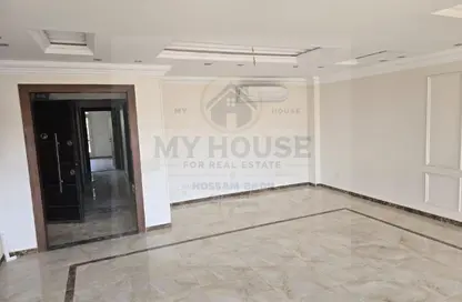 Apartment - 2 Bedrooms - 2 Bathrooms for rent in Stone Residence - 5th Settlement Compounds - The 5th Settlement - New Cairo City - Cairo