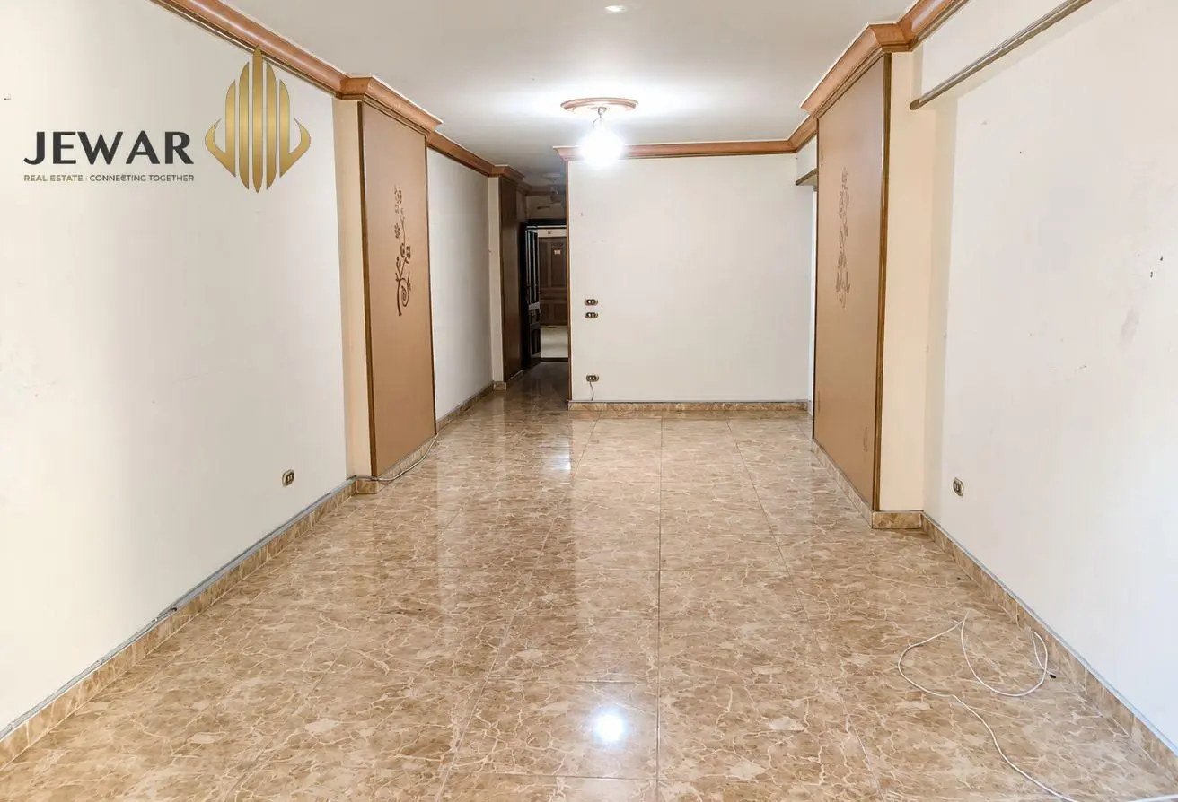 118037102 - Property Main Image