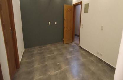 Office Space - 1 Bedroom - 1 Bathroom for rent in Beverly Hills Road - 17th District - Sheikh Zayed City - Giza