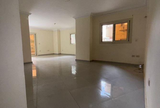 8343718 - Property Image 2