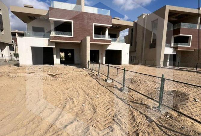 8588100 - Property Image 2