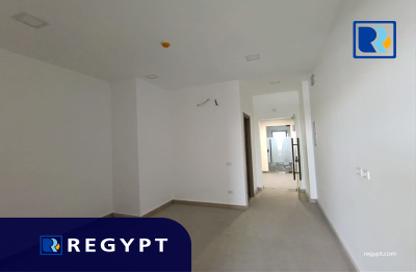 Office Space - Studio - 1 for rent in South Gate Mall - South Teseen St. - The 5th Settlement - New Cairo City - Cairo