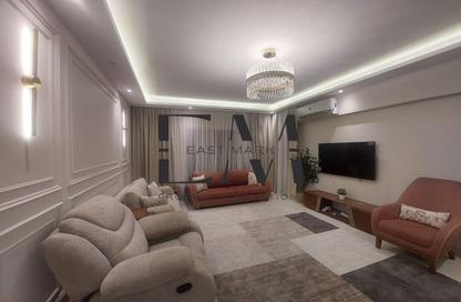 Apartment - 2 Bedrooms - 1 Bathroom for rent in El Rehab Extension - Al Rehab - New Cairo City - Cairo