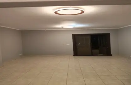 Apartment - 2 Bedrooms - 1 Bathroom for rent in El Rehab Extension - Al Rehab - New Cairo City - Cairo