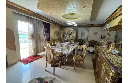 شقة - 3 غرف نوم - 2 حمامات للبيع في ارض الجولف - مصر الجديدة - القاهرة