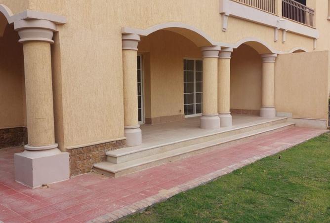 8607260 - Property Image 3