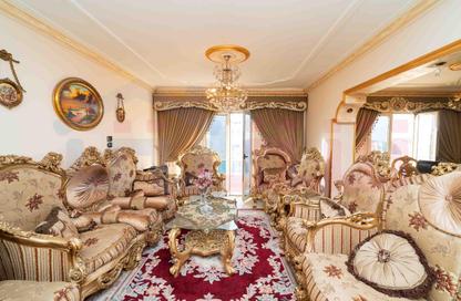 Apartment - 4 Bedrooms - 2 Bathrooms for sale in Sporting - Hay Sharq - Alexandria