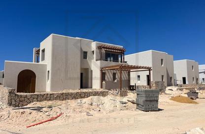 فيلا - 4 - 3 للبيع في هاسيندا ويست - راس الحكمة - الساحل الشمالي