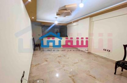 Apartment - 3 Bedrooms - 1 Bathroom for sale in Smouha - Hay Sharq - Alexandria Apartment - 3 Bedrooms - 1 Bathroom for sale in Smouha - Hay Sharq - Alexandria