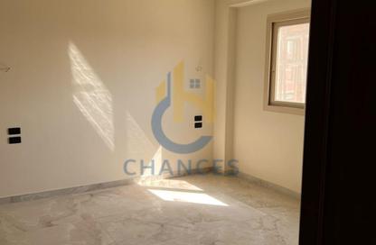 Apartment - 3 - 2 for sale in West Golf - El Katameya Compounds - El Katameya - New Cairo City - Cairo Apartment - 3 - 2 for sale in West Golf - El Katameya Compounds - El Katameya - New Cairo City - Cairo