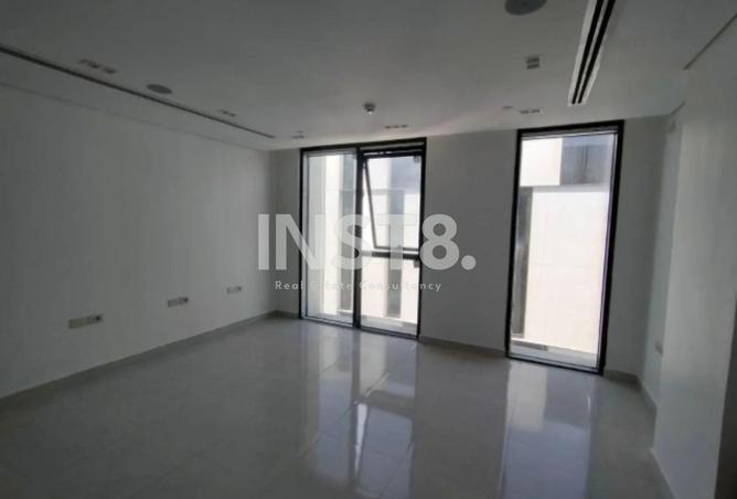 61203697 - Property Main Image