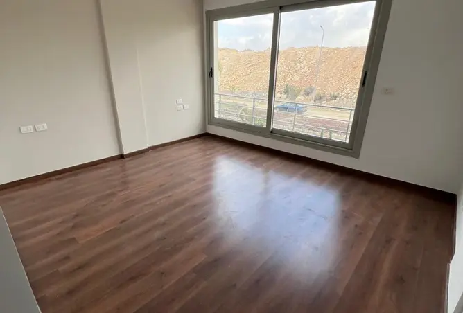 101213916 - Property Image 2